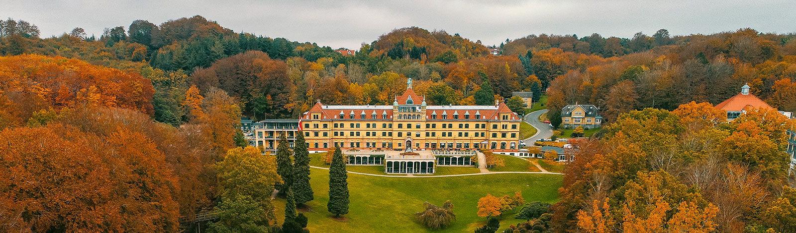 The Castle in the Woods - lovely Hotel Vejlefjord